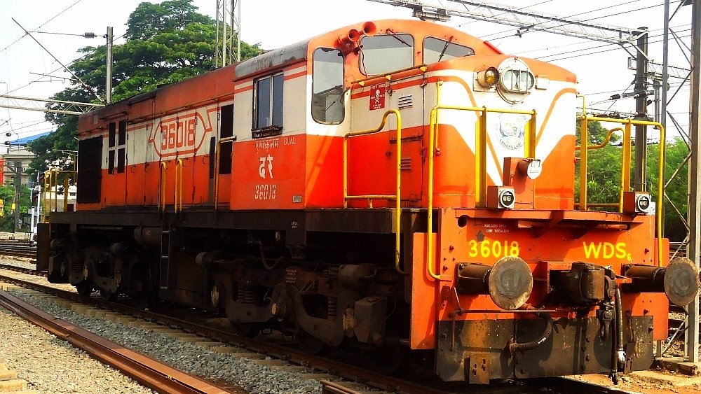 WDS6 shunter of Ernakulam shed at Kottayam