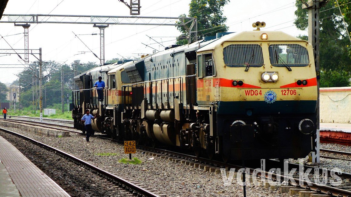 Twin WDG4 Diesel Goods Locomotives India