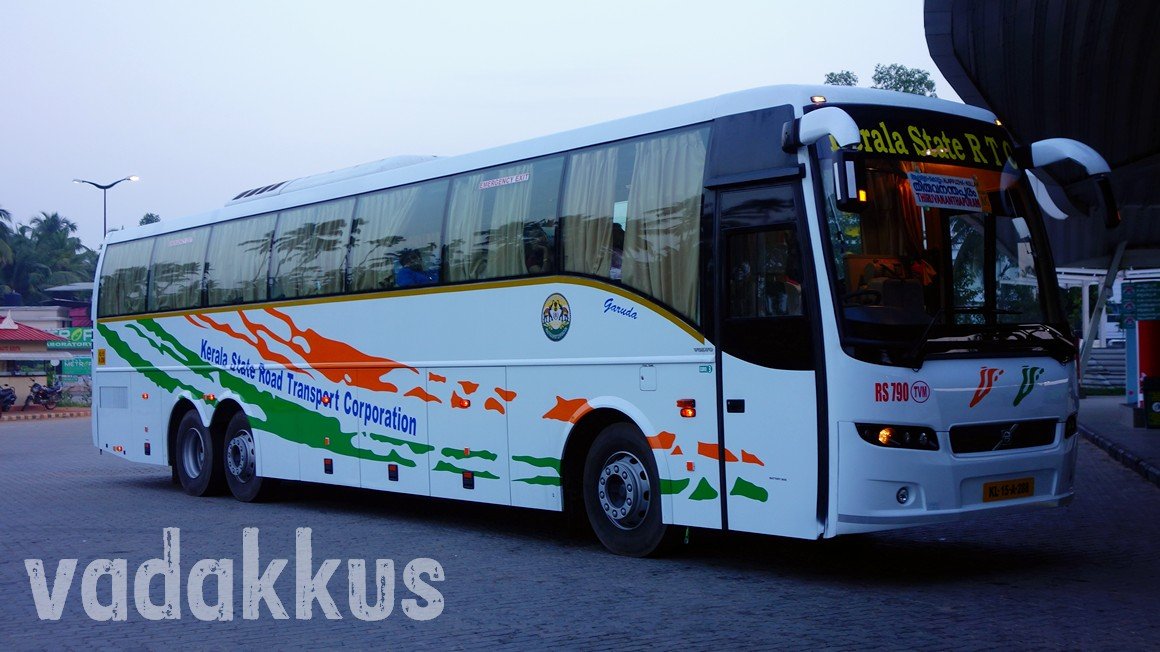 Photo of the Kerala KSRTC Volvo B9R at Vyttila Ernakulam