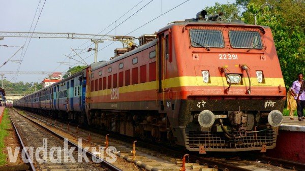 Picture of the Island Express train at Kottayam