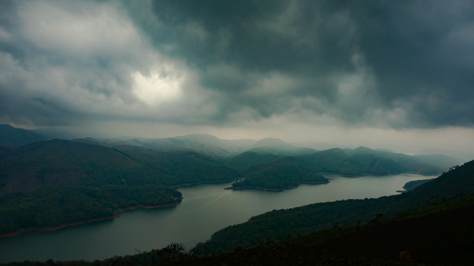 Idukki dam reservoir kerala calvary mount view point